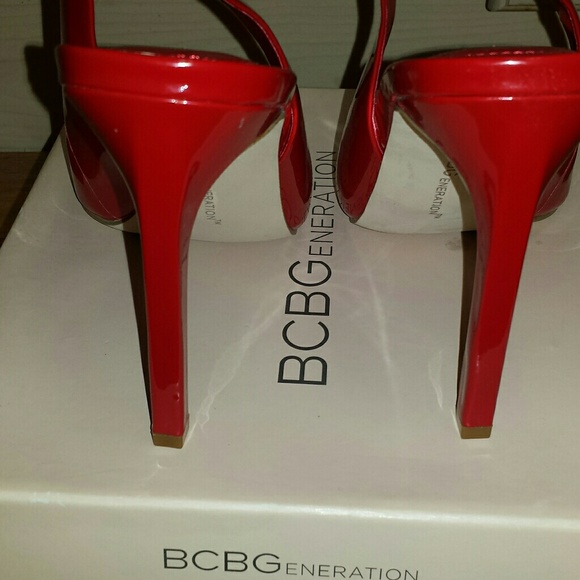 Shoes - Picture 5 of 8